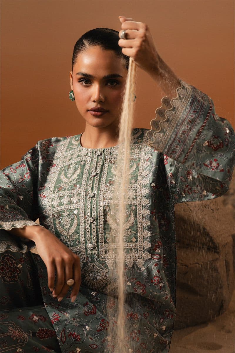 EMBROIDERED SHAMOZE SILK SHIRT (LUXURY-PRET) thumbnail