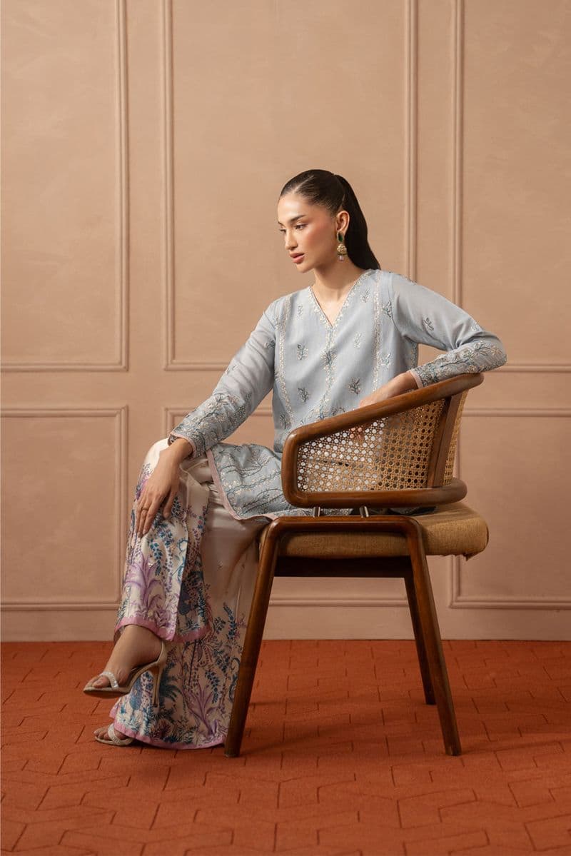 2 PIECE EMBROIDERED ZARI JACQUARD SUIT (LUXURY PRET) thumbnail