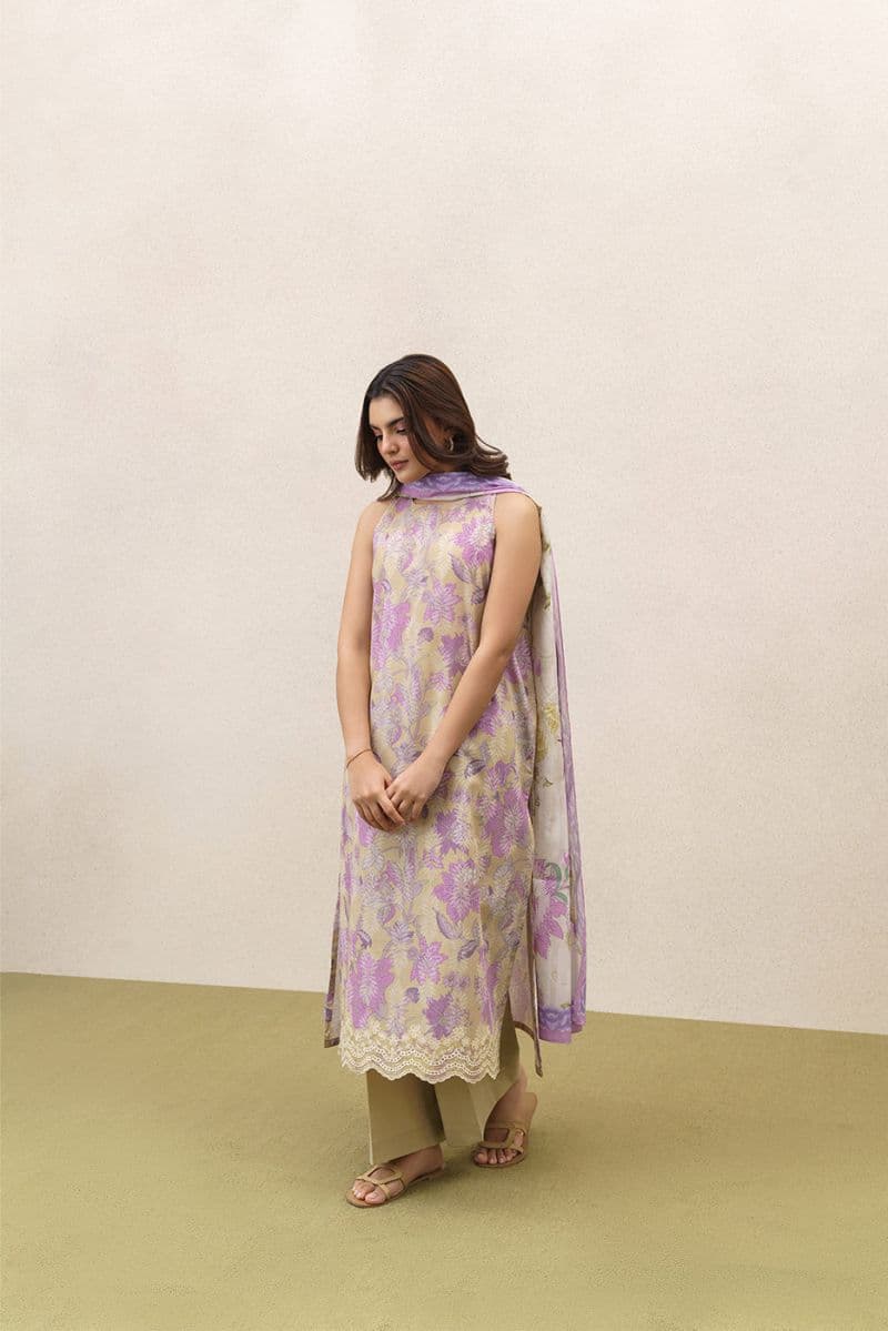 3 PIECE EMBROIDERED LAWN SUIT-LIME VERDANT (UNSTITCHED) thumbnail