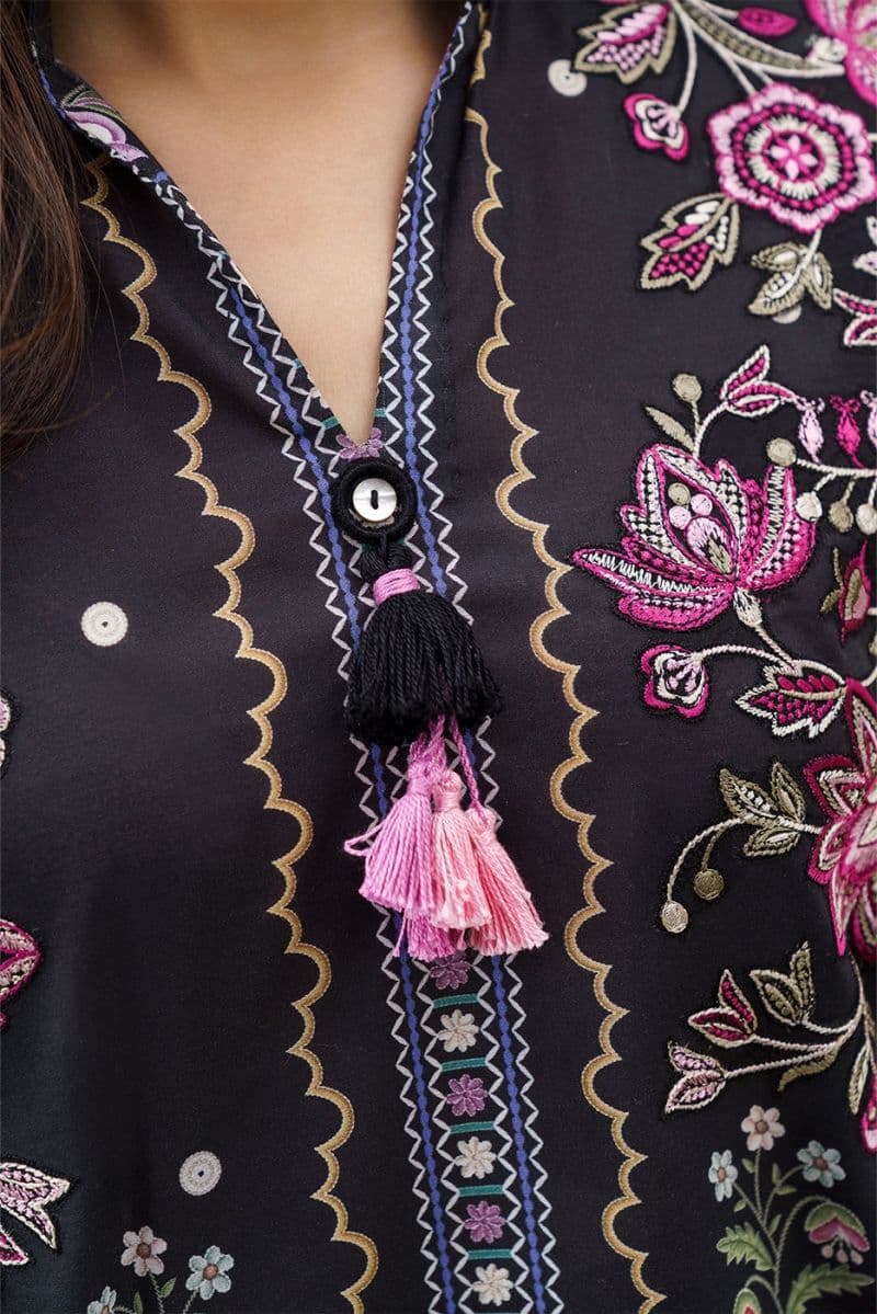 3 PIECE EMBROIDERED LAWN SUIT-OBSIDIAN FLORENCE (UNSTITCHED) thumbnail