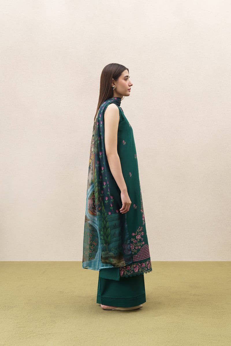 3 PIECE EMBROIDERED LAWN SUIT-EMERALD GLEAM (UNSTITCHED) thumbnail