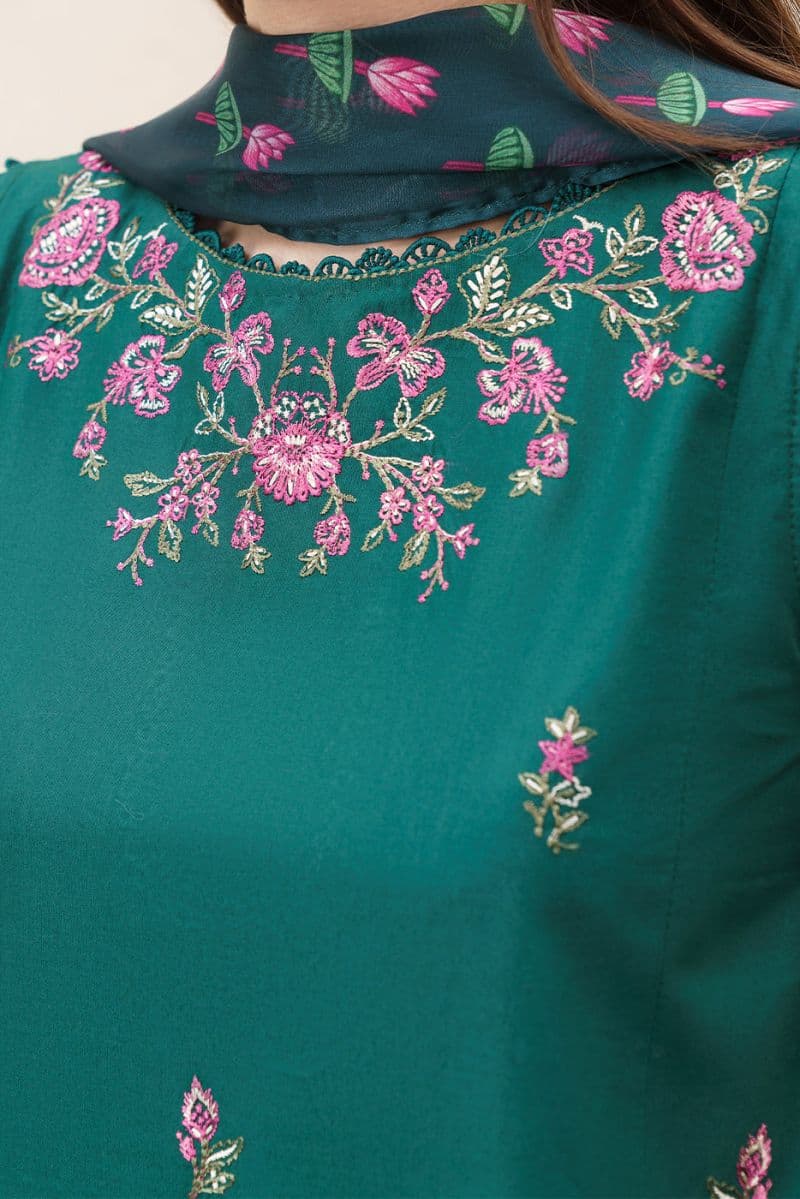 3 PIECE EMBROIDERED LAWN SUIT-EMERALD GLEAM (UNSTITCHED) thumbnail