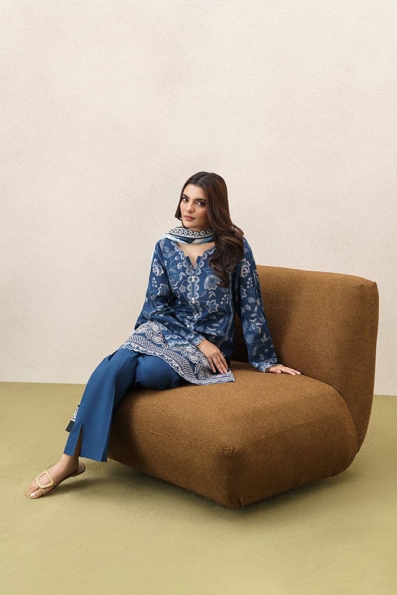 3 PIECE EMBROIDERED LAWN SUIT-MIDNIGHT AURA (UNSTITCHED) thumbnail