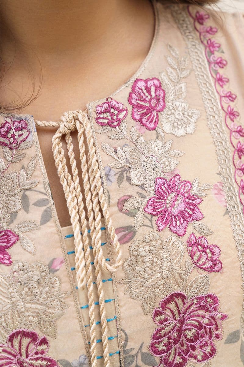 3 PIECE EMBROIDERED LAWN SUIT-ETHEREAL BLOOM (UNSTITCHED) thumbnail