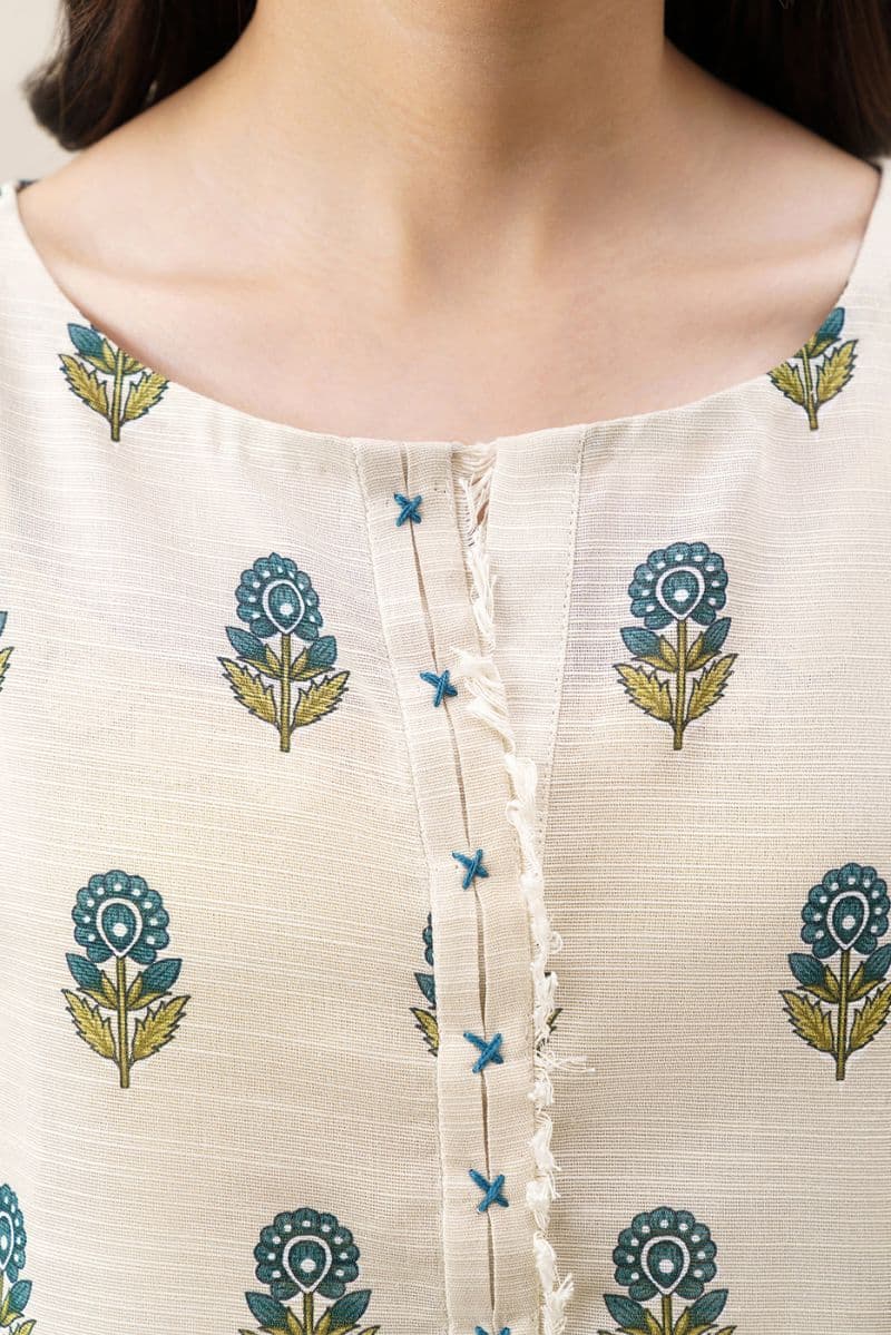 3 PIECE PRINTED KHADDAR SUIT-SILVER MUSE (UNSTITCHED)