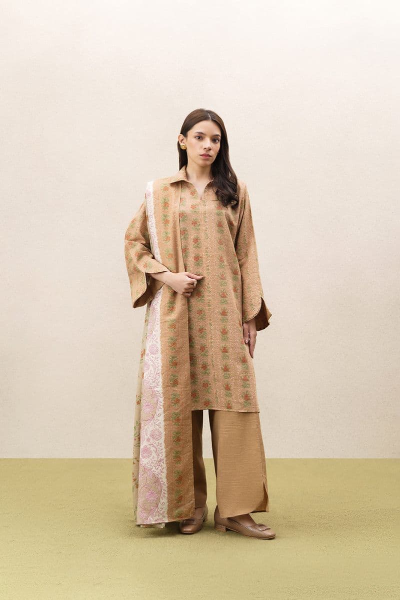 3 PIECE PRINTED KHADDAR SUIT-BEIGE ELEGANCE (UNSTITCHED)