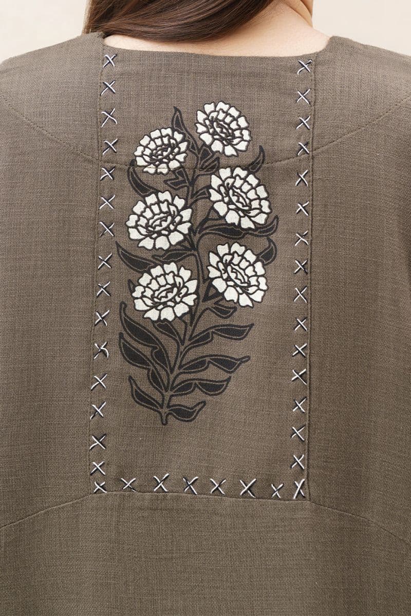 2 PIECE EMBROIDERED YARN DYED SUIT (PRET)