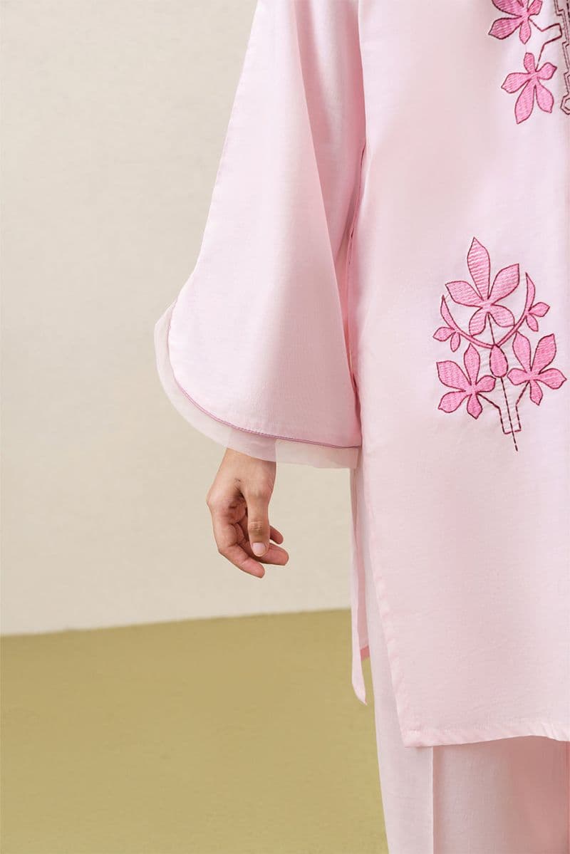 2 PIECE EMBROIDERED LAWN SUIT (PRET)