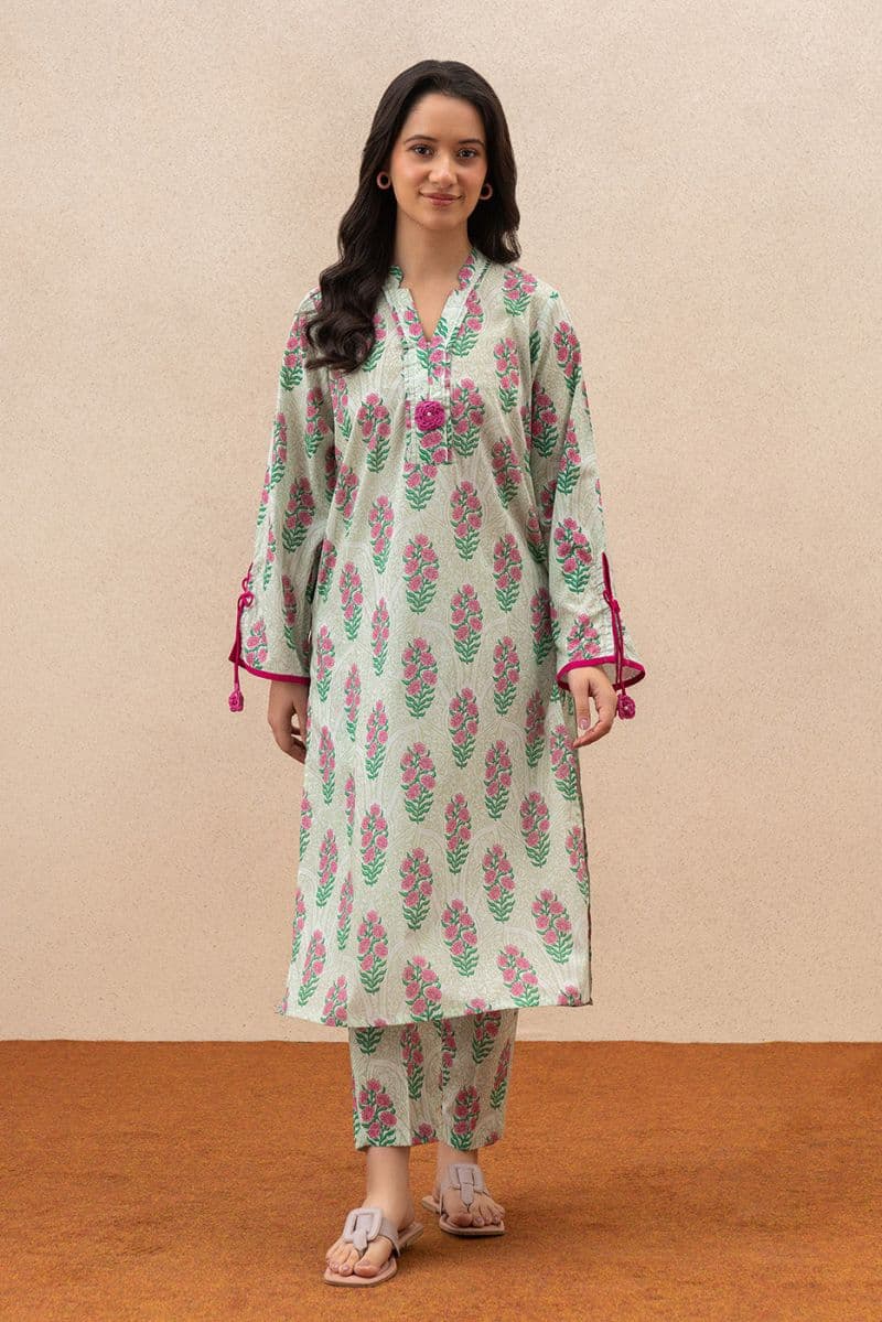 2 PIECE PRINTED LAWN SUIT (PRET) thumbnail