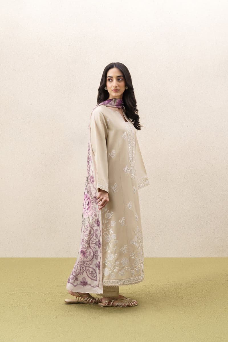 3 Piece Embroidered Lawn Suit - Ivory Garden Unstitched thumbnail
