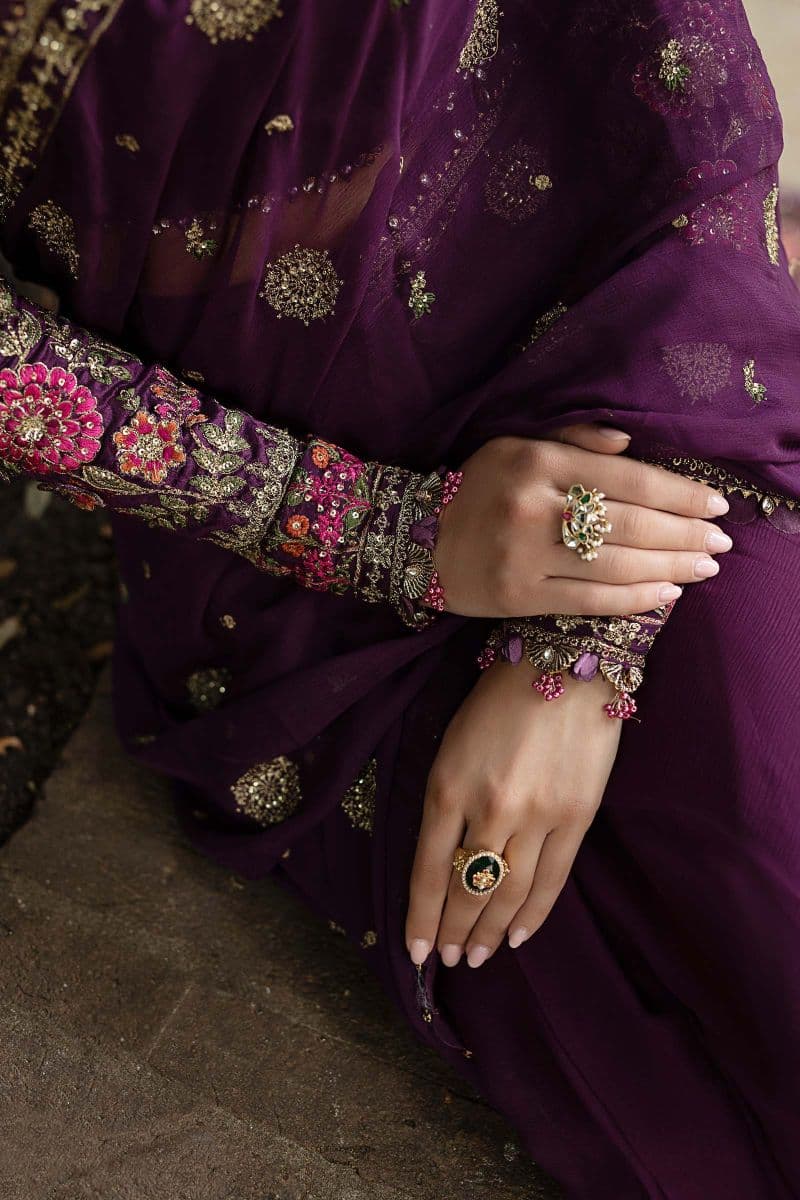 Unstitched Embroidered Chiffon Saree thumbnail
