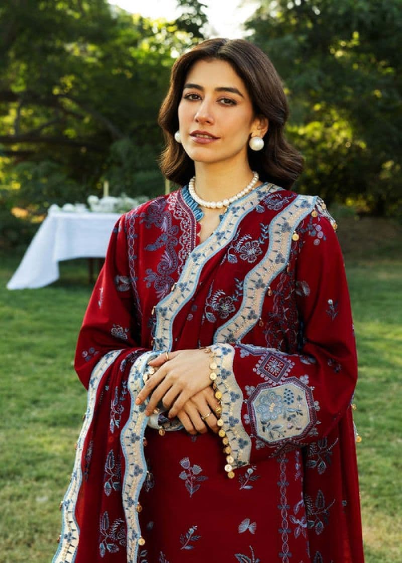 Embroidered Cambric 3 Piece Unstitched Suit thumbnail