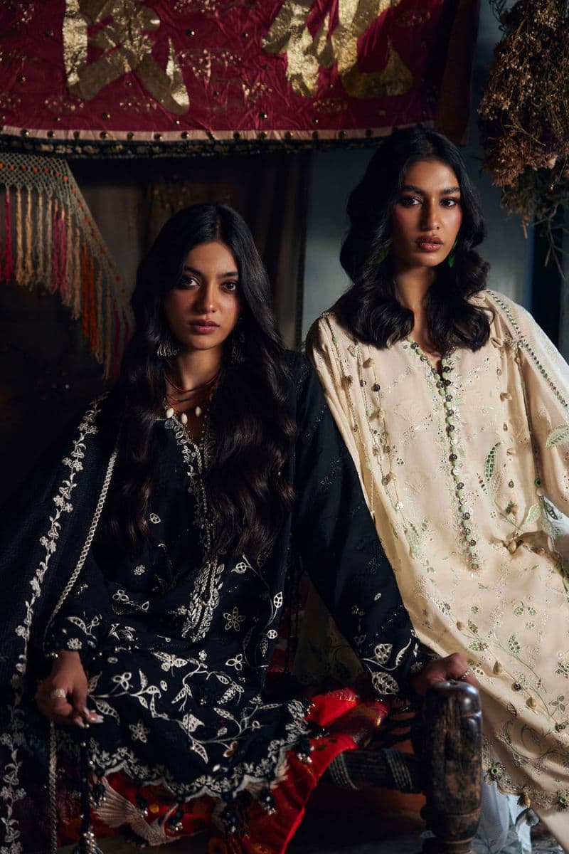 Embroidered Cambric 3 Piece Unstitched Suit thumbnail