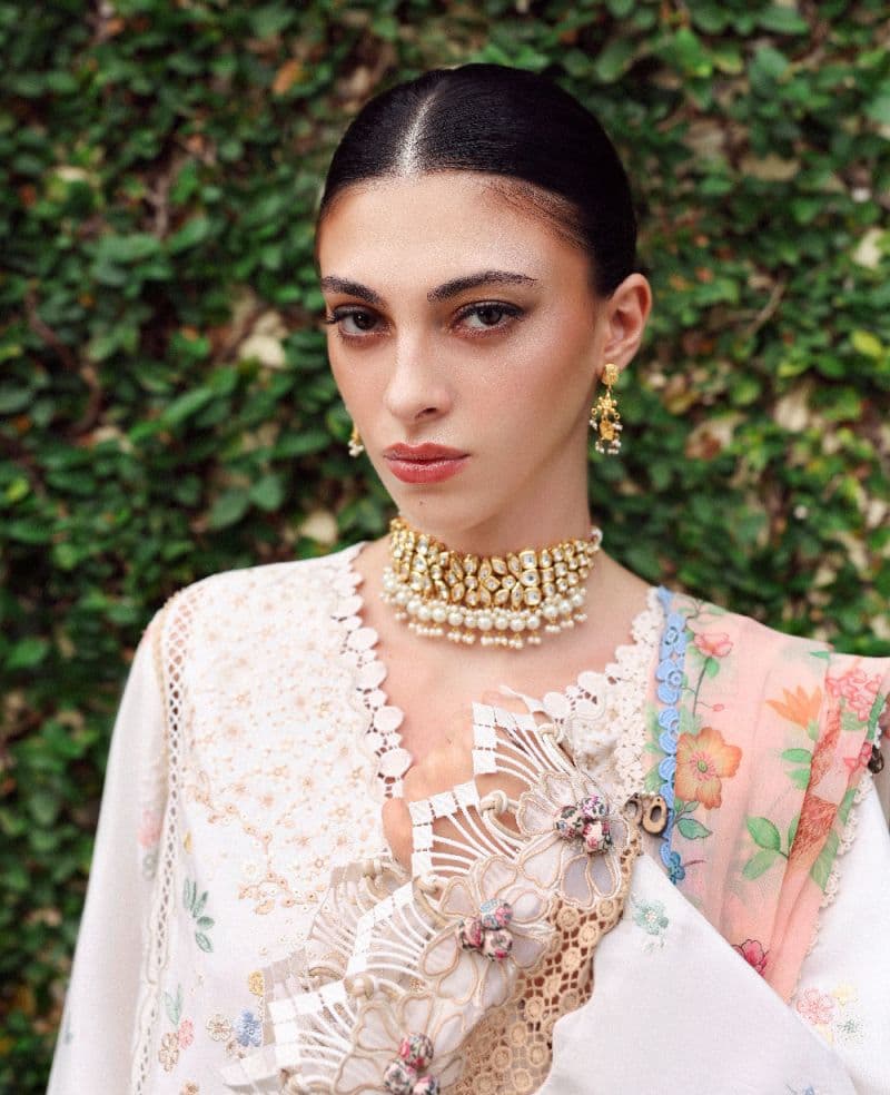 Embroidered Cambric 1 Piece Unstitched Suit
