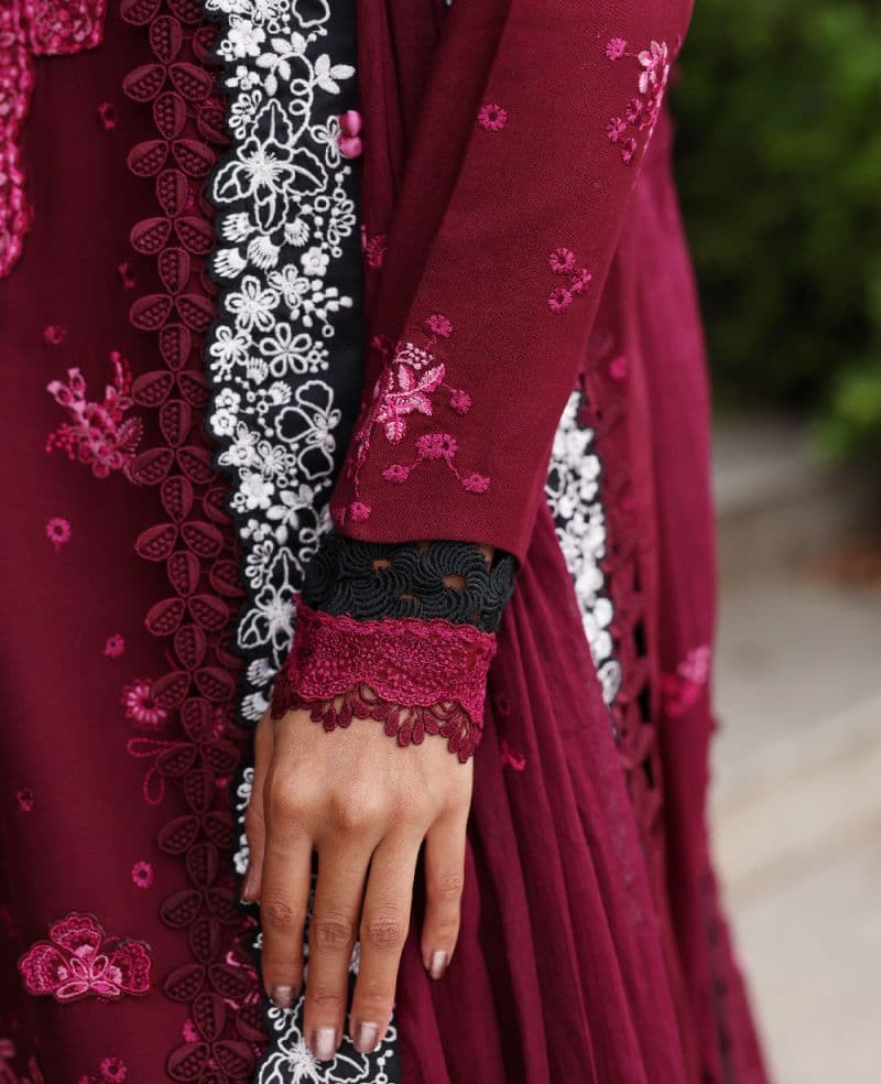 Embroidered Cambric 1 Piece Unstitched Suit