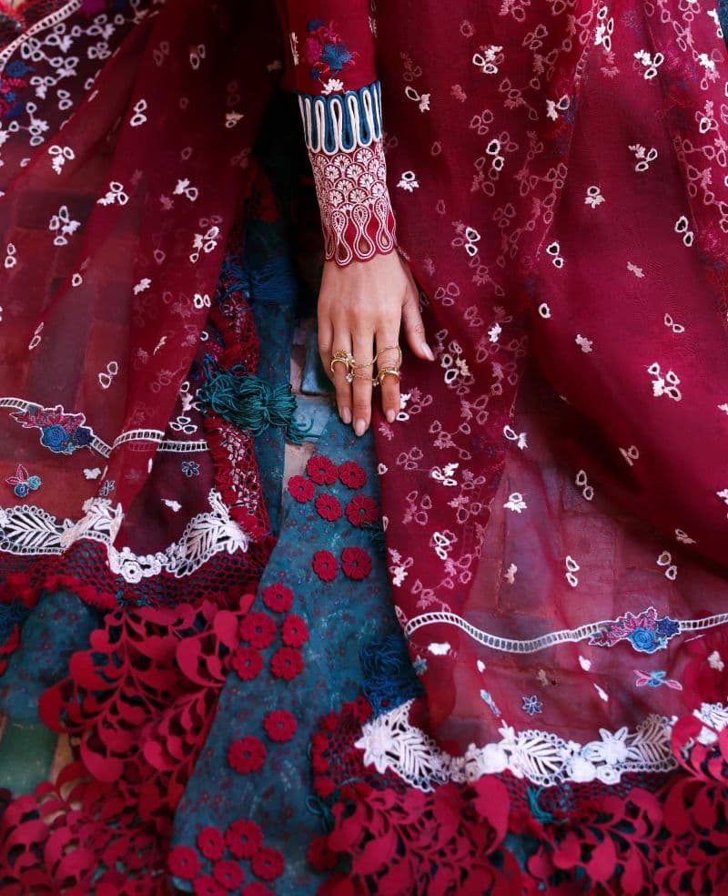 Embroidered Cambric 1 Piece Unstitched Suit
