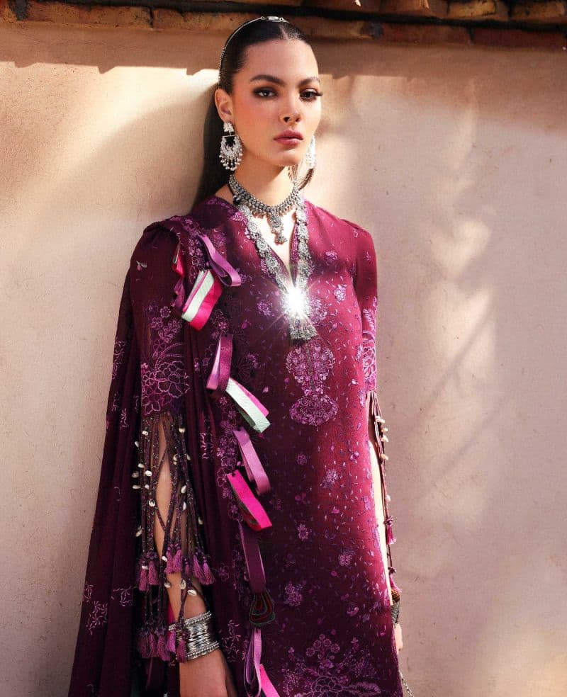 Embroidered Cambric 1 Piece Unstitched Suit