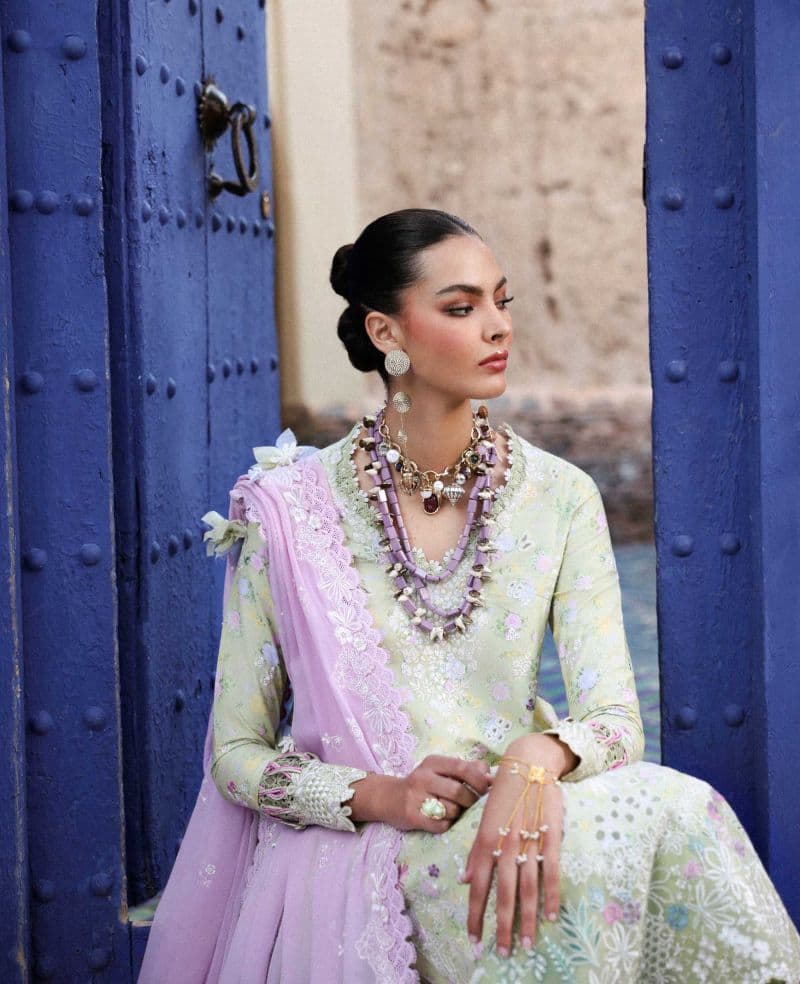 Embroidered Cambric 1 Piece Unstitched Suit