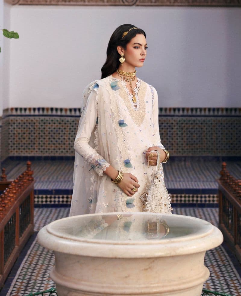 Embroidered Cambric 1 Piece Unstitched Suit thumbnail
