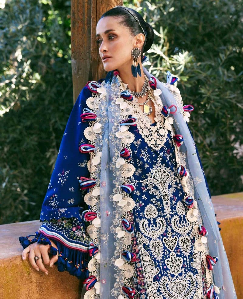 Embroidered Cambric 1 Piece Unstitched Suit
