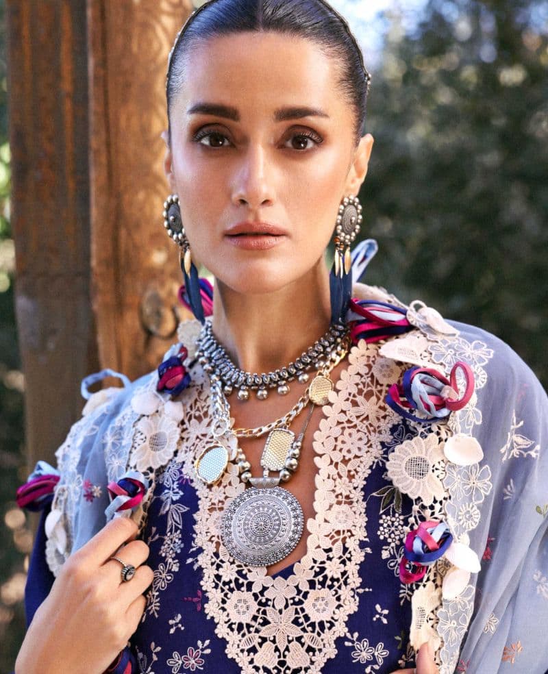 Embroidered Cambric 1 Piece Unstitched Suit