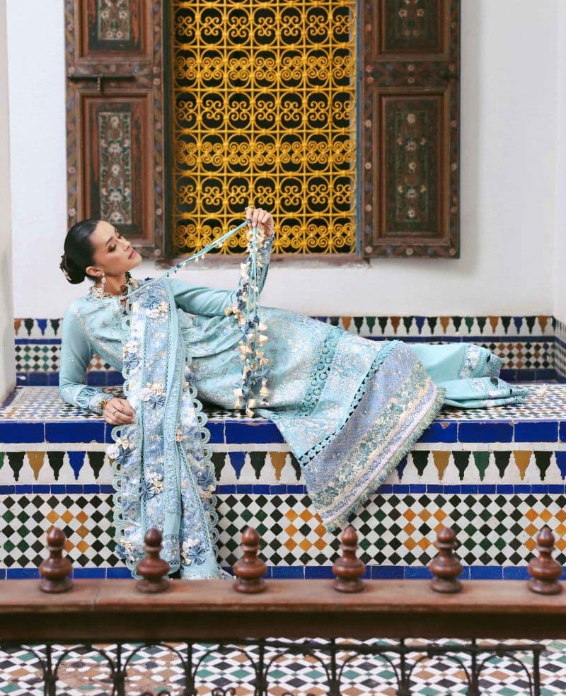 Embroidered Cambric 1 Piece Unstitched Suit