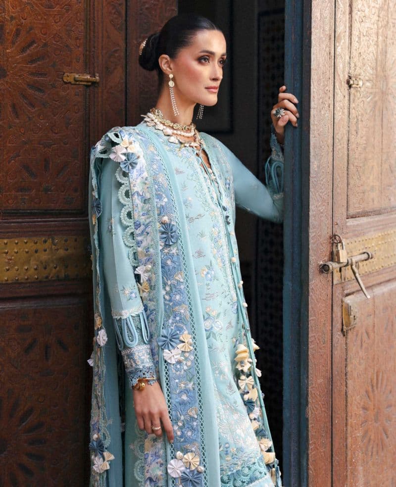 Embroidered Cambric 1 Piece Unstitched Suit
