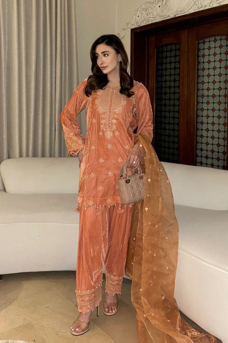 Embroidered Unstitched 3PC