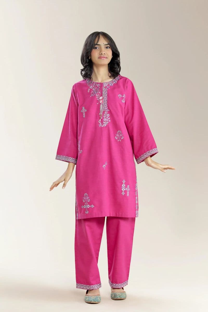 Embroidered Khaddar Magenta Teens 2Pc thumbnail
