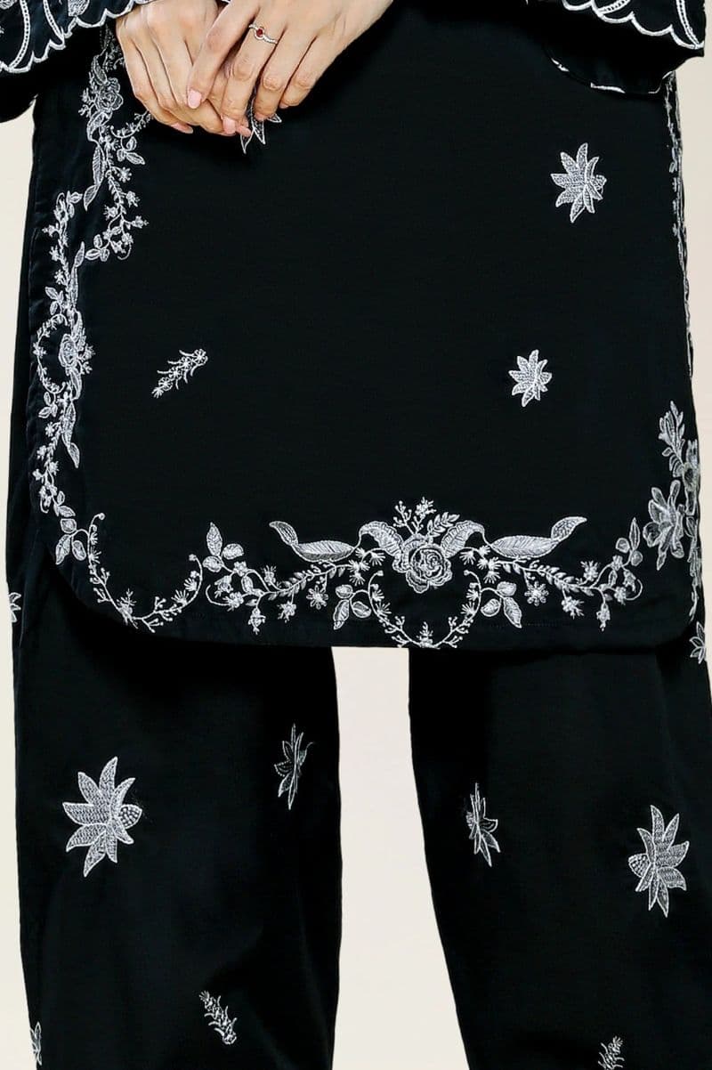 Embroidered 2PC thumbnail