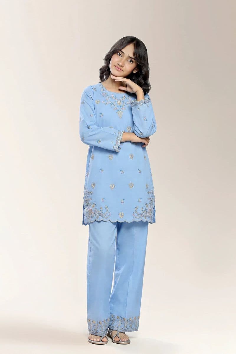 Embroidered Teens 2PC thumbnail