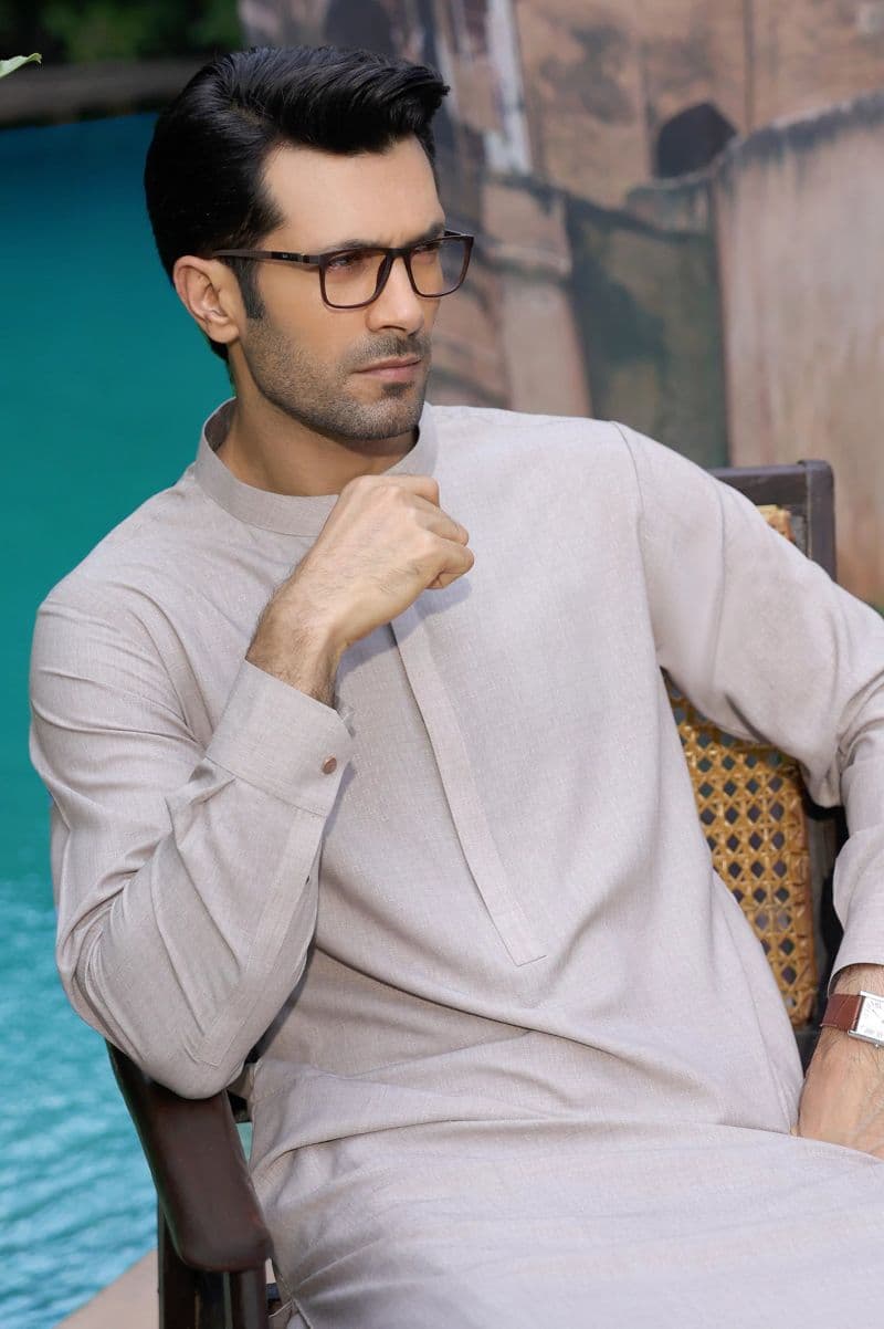 Beige Wash & Wear Shalwar Kameez thumbnail