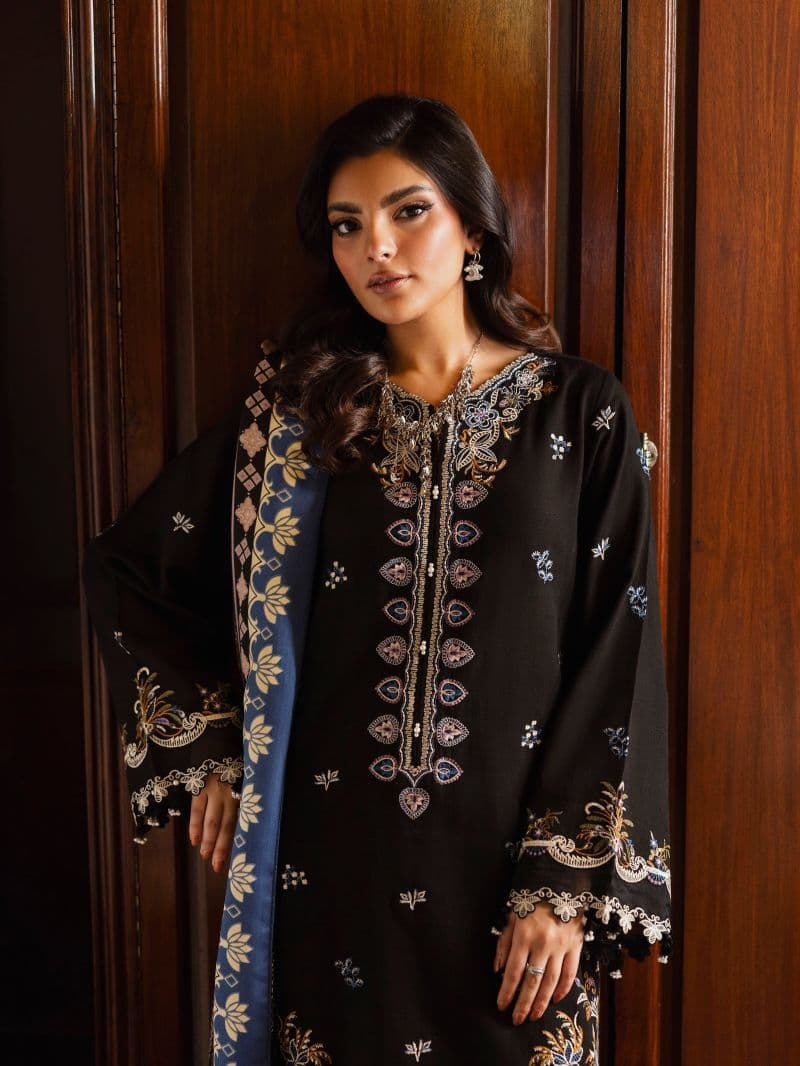 Embroidered Khaddar Suit - EWU5V11-32007-3P