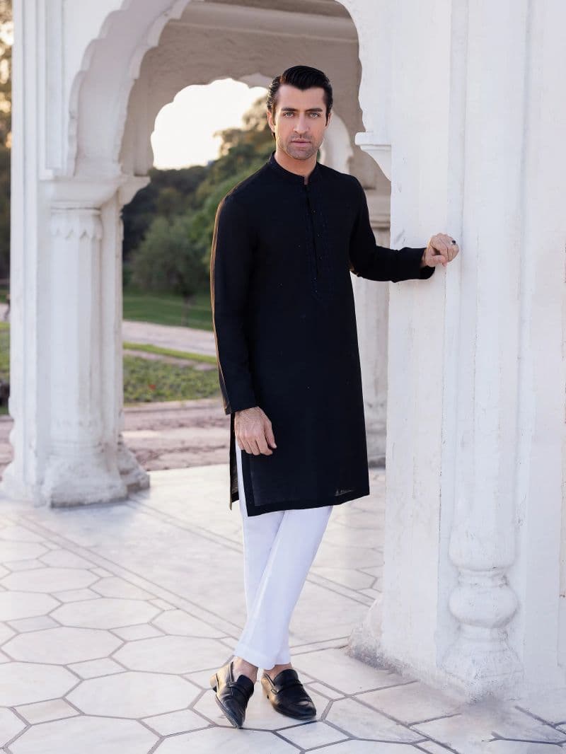 Embroidered Blended Kurta