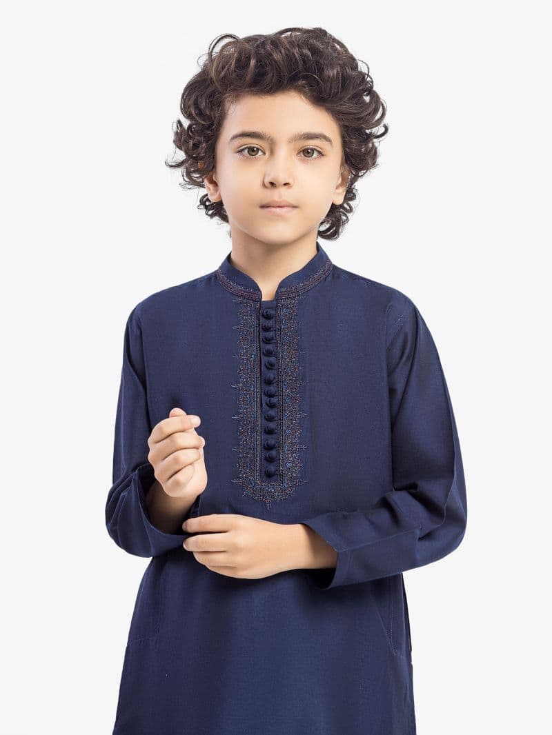 Embroidered Blended Kurta