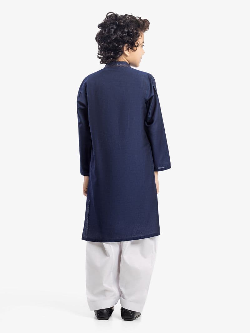 Embroidered Blended Kurta
