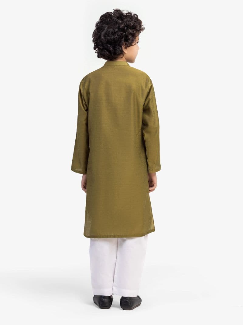 Embroidered Blended Kurta