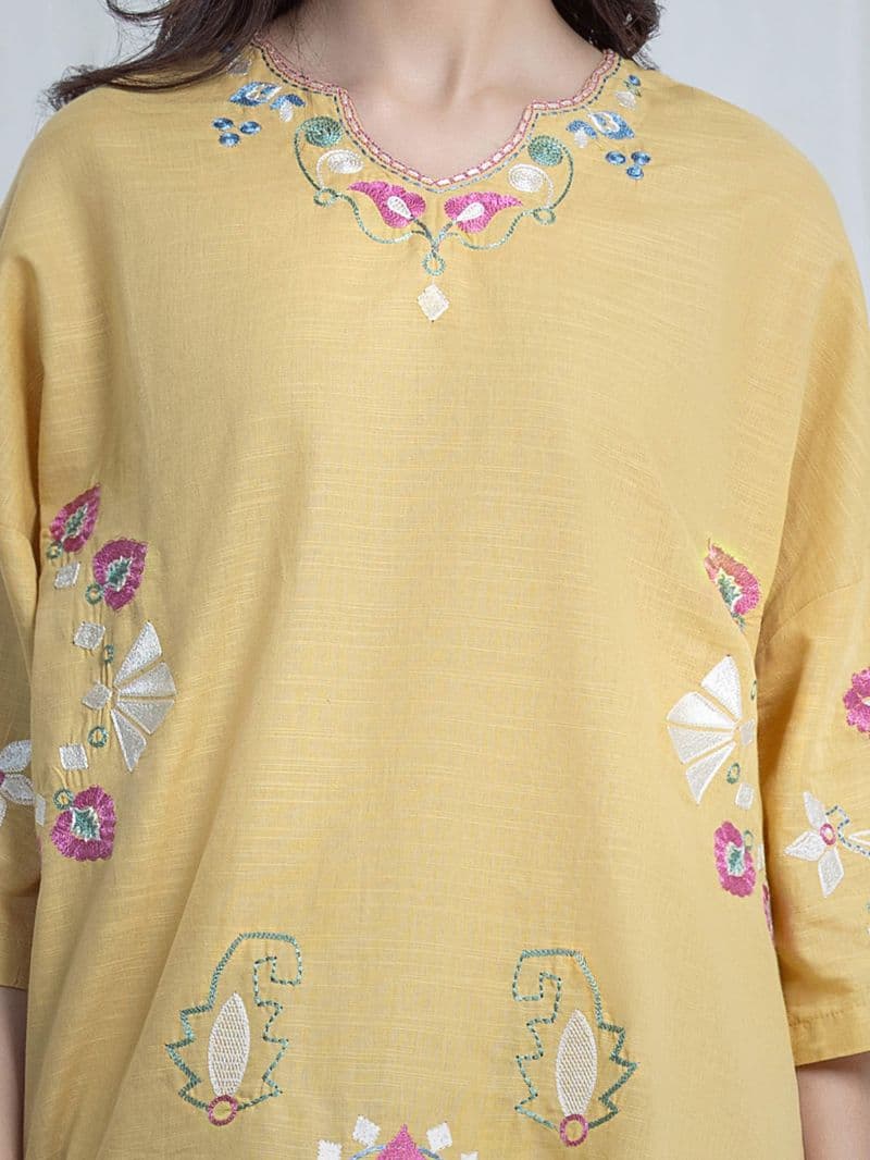 Embroidered Khaddar Co-Ord Set thumbnail