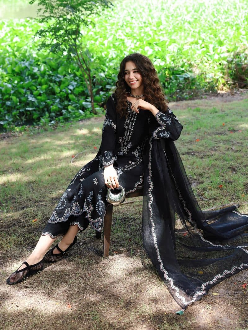 Embroidered Viscose Suit