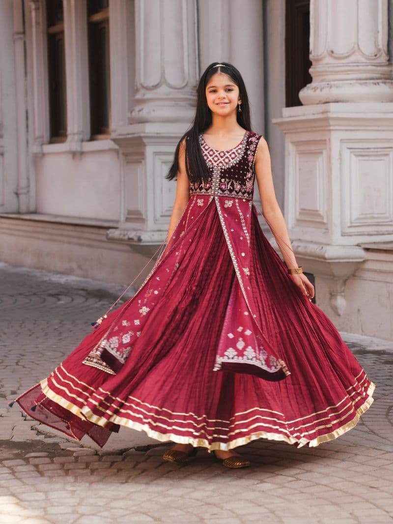 Embroidered Chanderi Suit