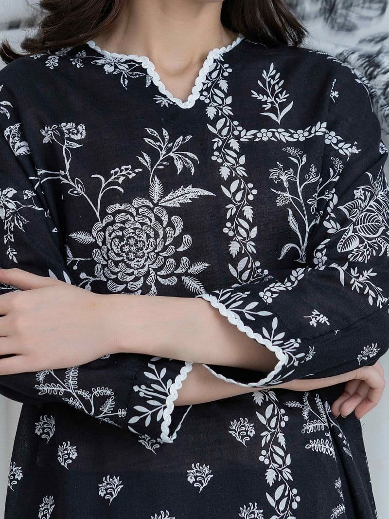 Printed Khaddar Suit