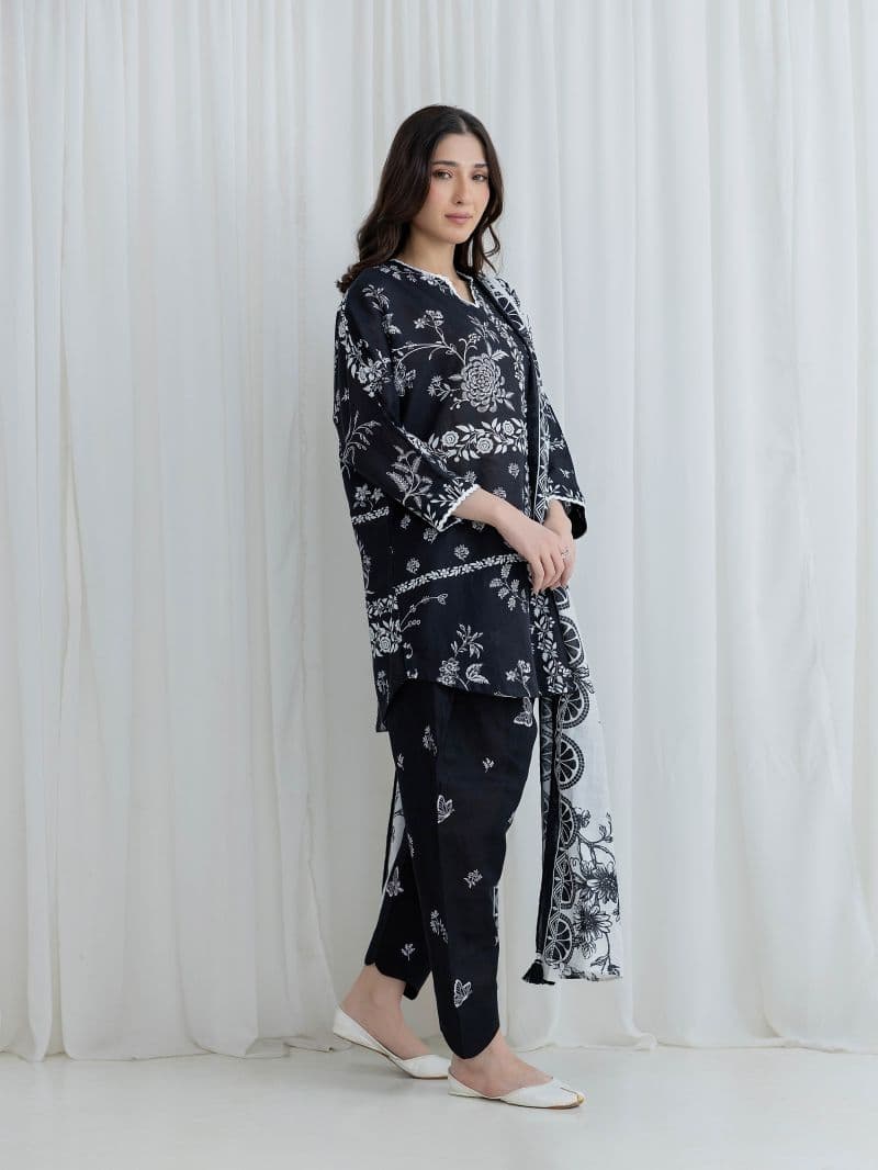 Printed Khaddar Suit