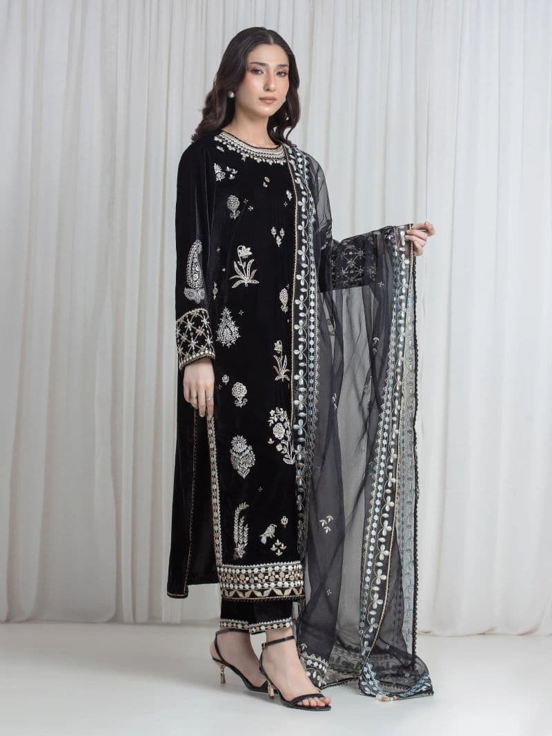 Embroidered Velvet Suit - EWU6V18-34092-3P thumbnail