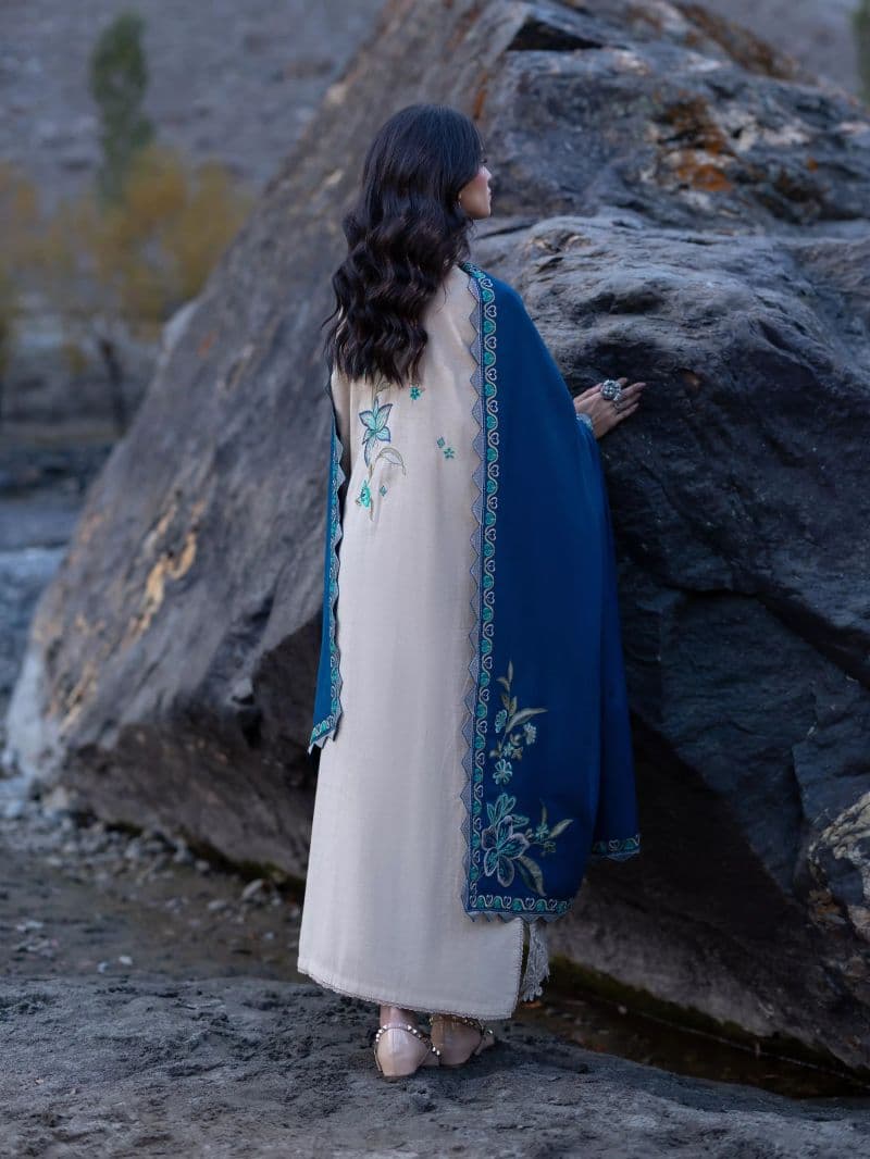 Embroidered Khaddar Suit - EWU6V11-34001-3P thumbnail