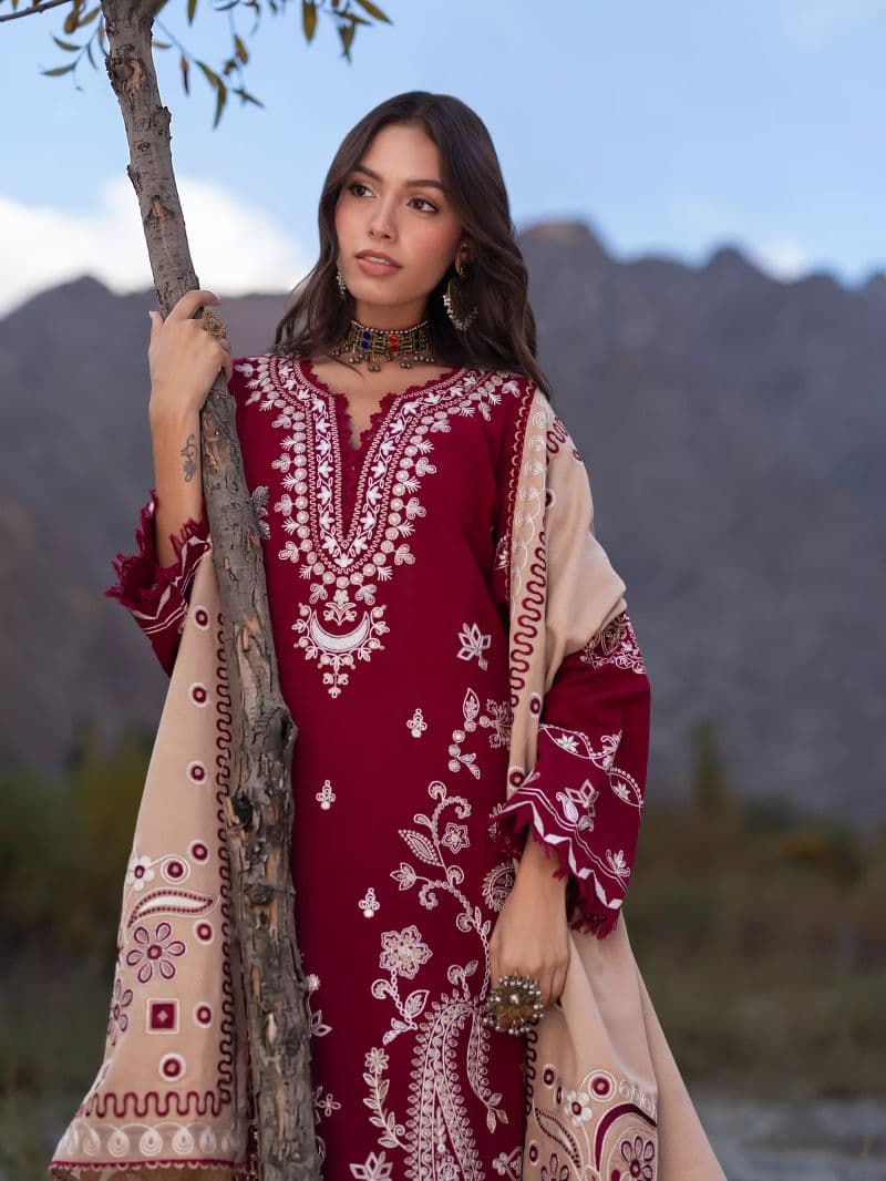 Embroidered Khaddar Suit - EWU6V11-34004-3P thumbnail