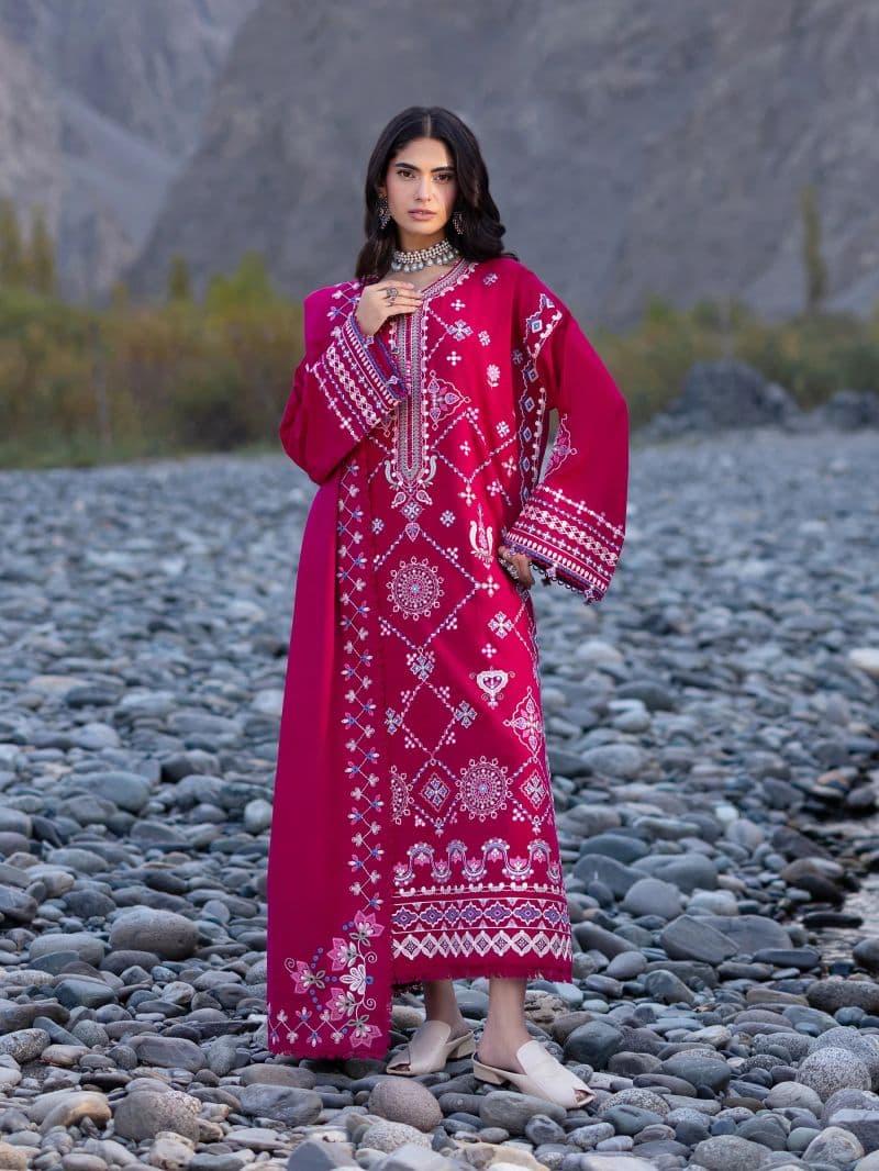 Embroidered Khaddar Suit - EWU6V11-34008-3P thumbnail