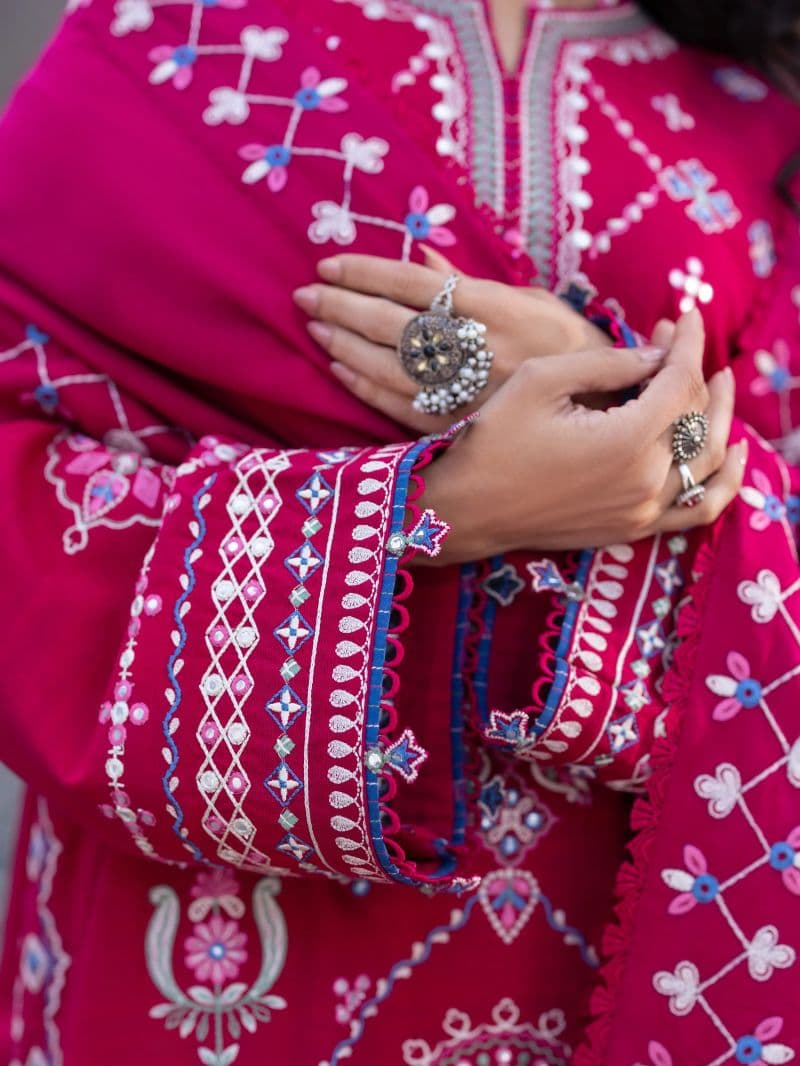 Embroidered Khaddar Suit - EWU6V11-34008-3P thumbnail