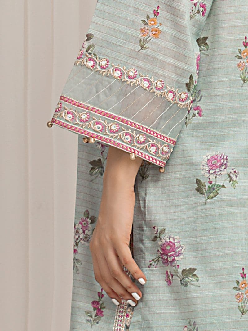 Embroidered Zari Lawn Suit - EWU6V23-33413-3P