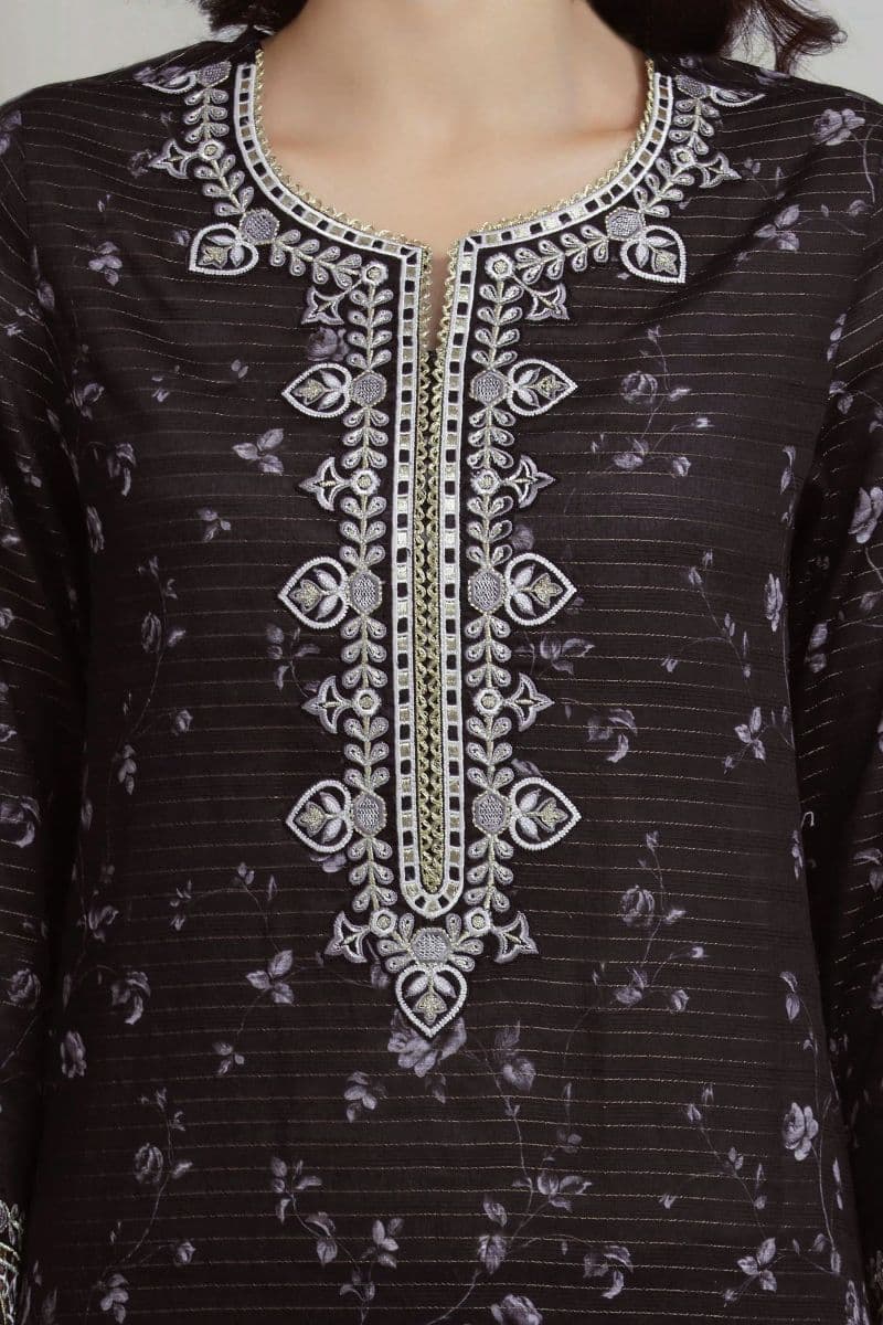 Embroidered Zari Lawn Suit - EWU6V23-33415-3P