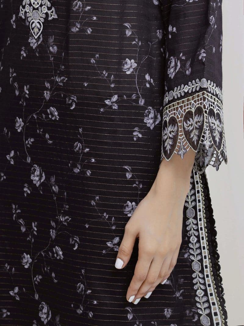 Embroidered Zari Lawn Suit - EWU6V23-33415-3P